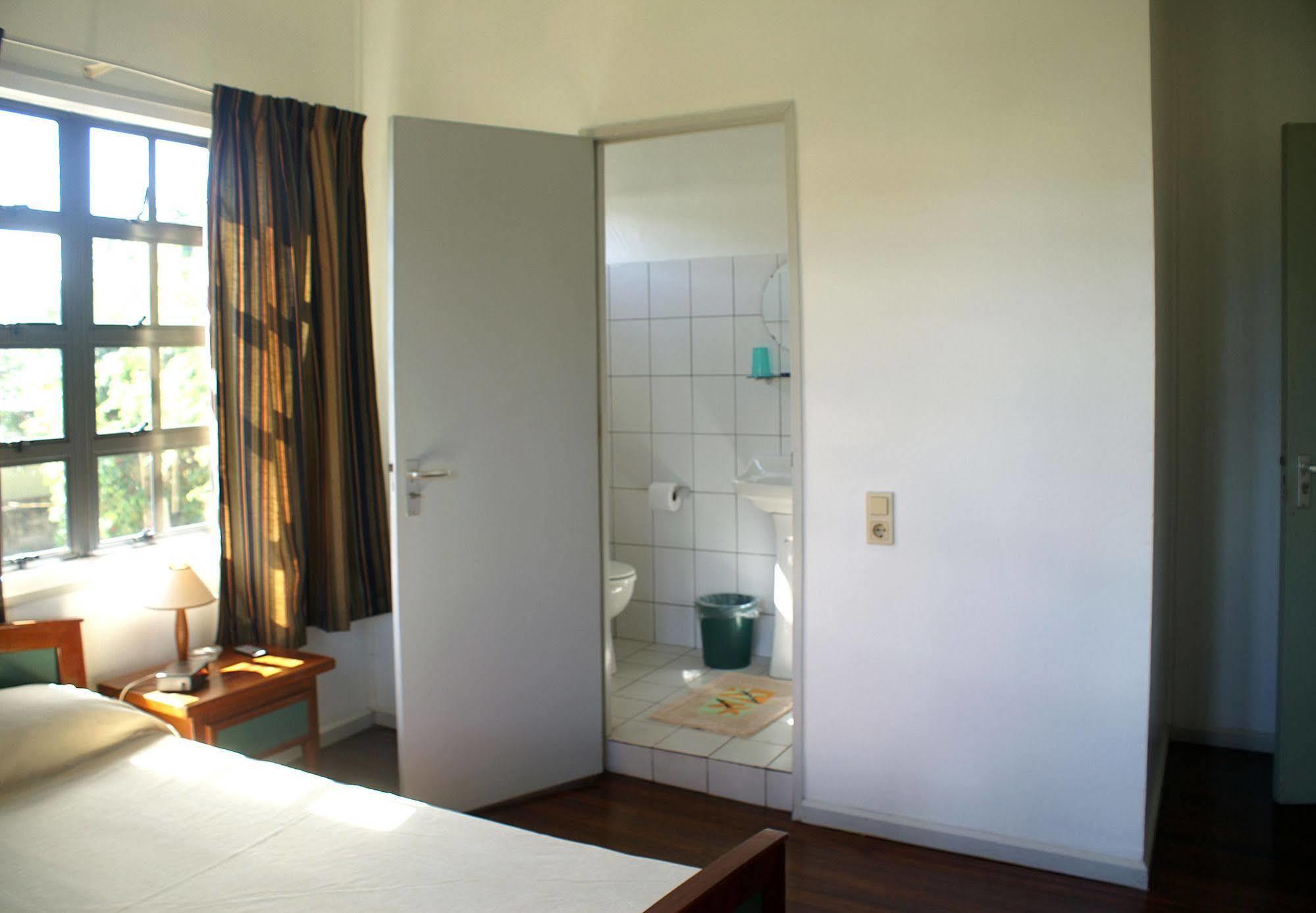Guesthouse Amice Paramaribo Exterior photo